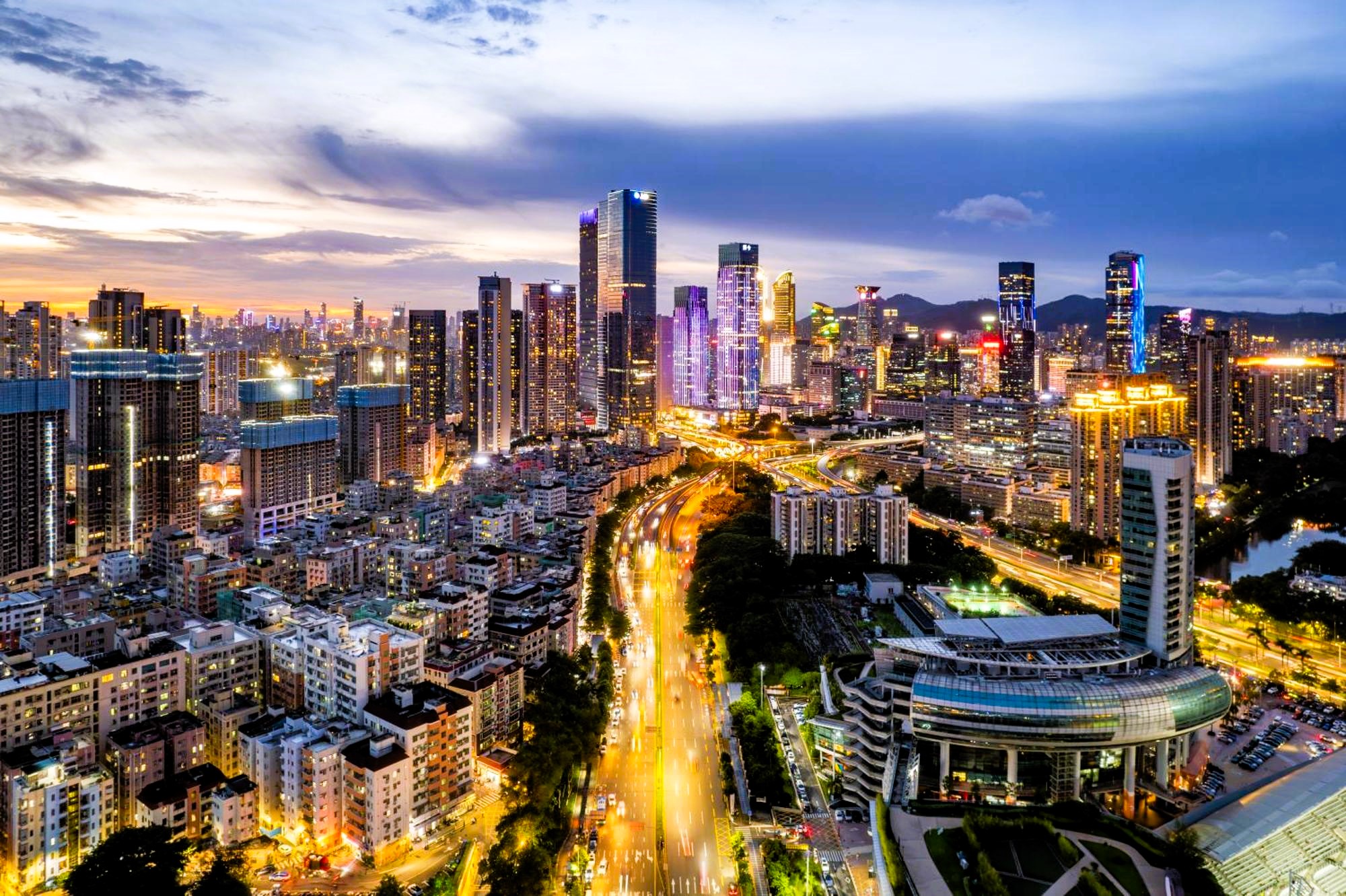 Getting Around Shenzhen Like a Local: Your Ultimate Transit Guide from Eeril Hotel (Futian Convention & Exhibition Center Branch)